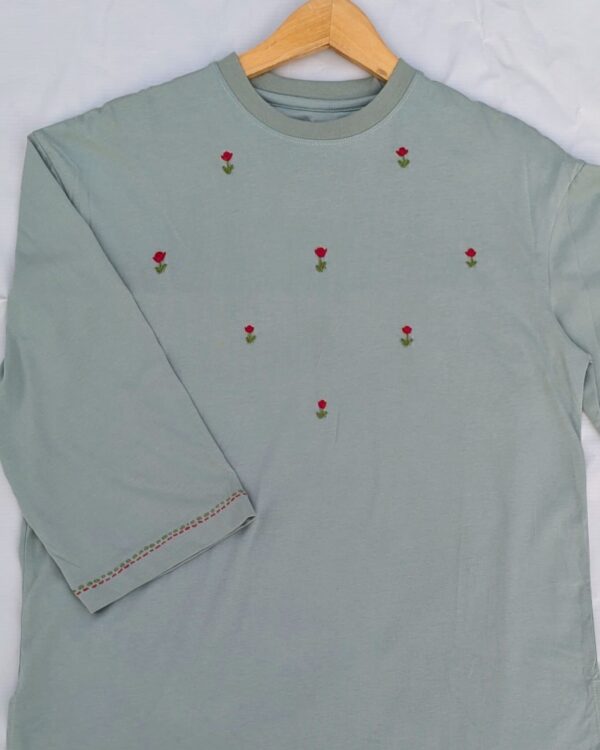 Red Lily Oversized